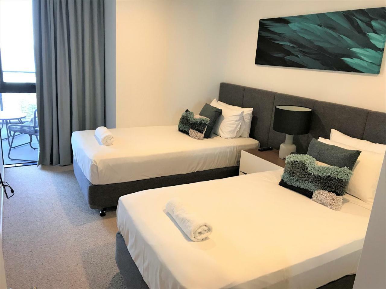 Qube Broadbeach Ocean View Apartments Gold Coast Eksteriør bilde