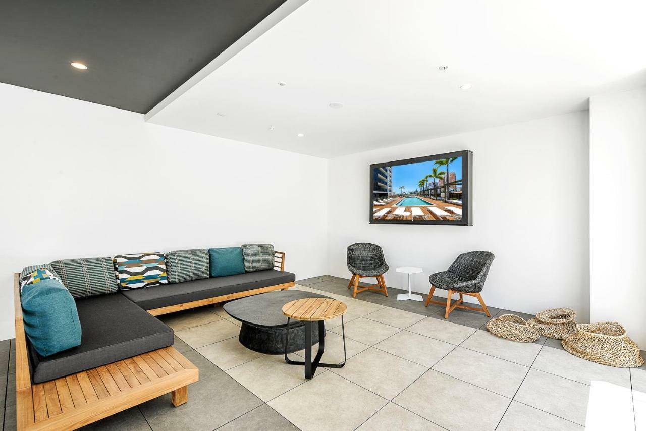 Qube Broadbeach Ocean View Apartments Gold Coast Eksteriør bilde