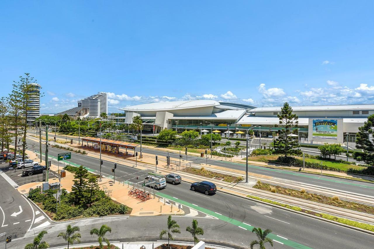 Qube Broadbeach Ocean View Apartments Gold Coast Eksteriør bilde